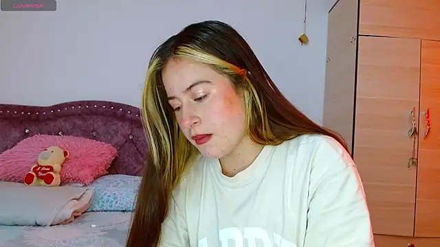 Hanssel tess online show from 17, 10, 2025