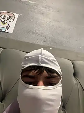 lain213 online show from 24, 10, 2025