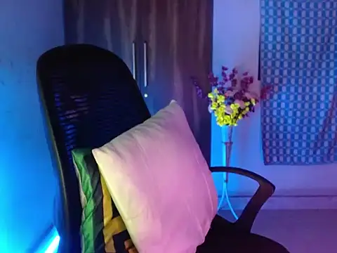 Snapshot of Roiseeee chatting on 27, 3, 2026 Roiseeee online show from 27, 3, 2026