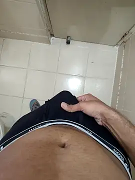 Snapshot of fueyyvvirub chatting on 19, 2, 2026 fueyyvvirub online show from 19, 2, 2026