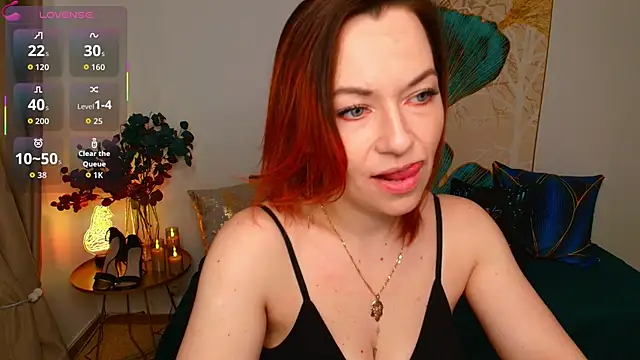 Serena Foxxx online show from 18, 3, 2026