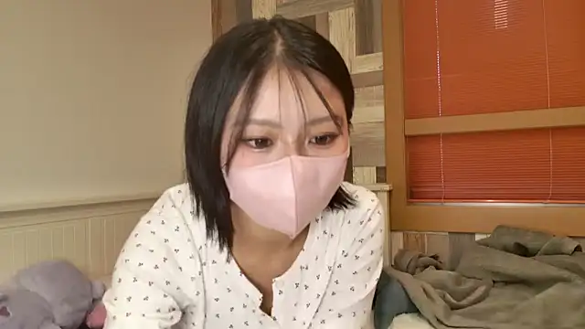 Snapshot of moka_latte chatting on 26, 5, 2026 moka latte online show from 26, 5, 2026
