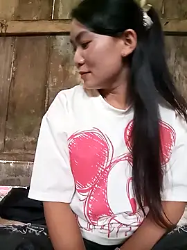 Snapshot of kun-love chatting on 20, 10, 2025 kun-love online show from 20, 10, 2025