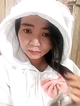 Snapshot of kun-love chatting on 4, 11, 2025 kun-love online show from 4, 11, 2025