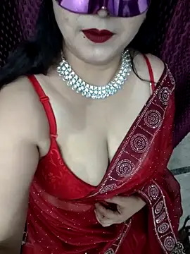 Snapshot of janvi_100 chatting on 7, 11, 2025 janvi 100 online show from 7, 11, 2025