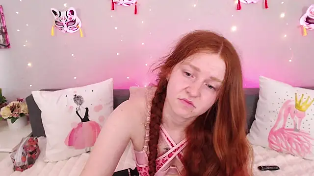 Snapshot of Evarey_ chatting on 2, 7, 2026 Evarey online show from 2, 7, 2026
