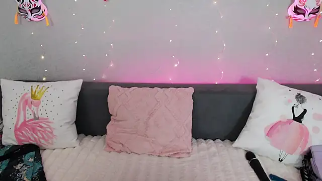 Snapshot of Evarey_ chatting on 24, 7, 2026 Evarey online show from 24, 7, 2026