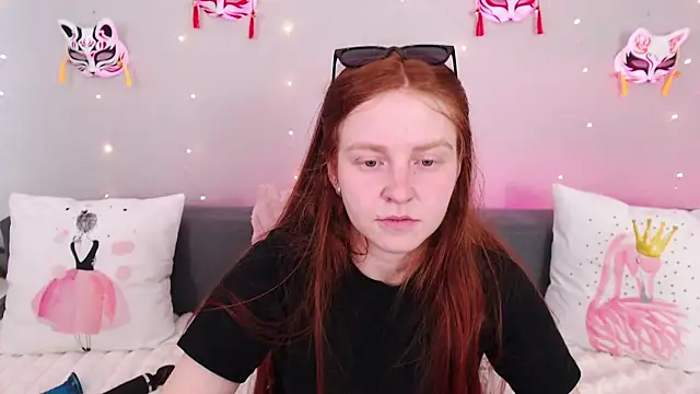 Snapshot of Evarey_ chatting on 30, 7, 2026 Evarey online show from 30, 7, 2026