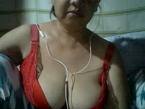 xxxsuckyourdick4u online show from 24, 4, 2026