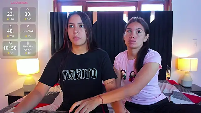 Sofy and Mia online show from 27, 10, 2025