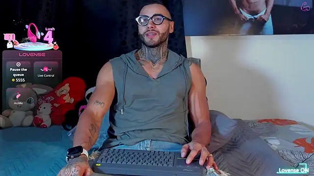 Snapshot of Danny_Willson chatting on 16, 6, 2026 Danny Willson online show from 16, 6, 2026
