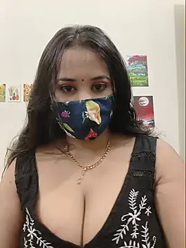 Snapshot of Beauty_Queen_Soniya chatting on 12, 7, 2026 Beauty Queen Soniya online show from 12, 7, 2026