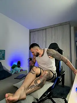 Dave-Max01 online show from 21, 11, 2025