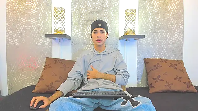 JacobBlackwell  online show from 18, 10, 2025