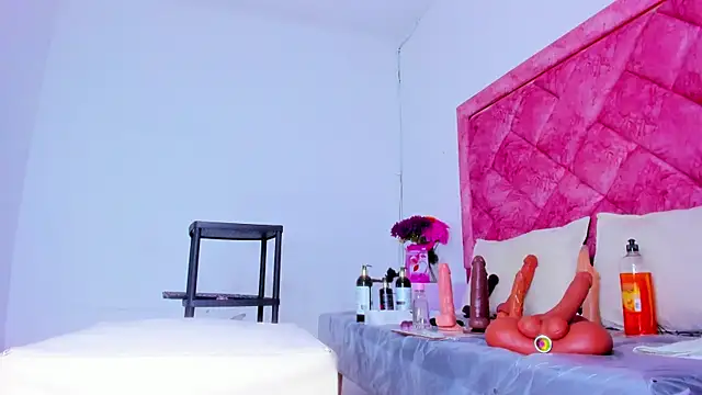 Bigasshott  online show from 14, 12, 2025