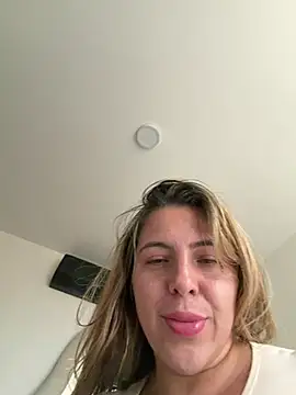 Snapshot of camila_vanucci- chatting on 18, 1, 2026 camila vanucci- online show from 18, 1, 2026