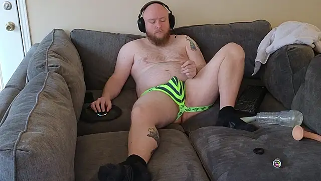 Snapshot of theballboy1 chatting on 5, 2, 2026 theballboy1 online show from 5, 2, 2026