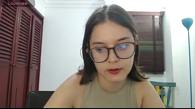 CarlaLorez online show from 14, 10, 2025