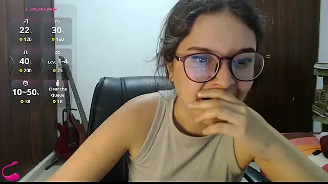 Snapshot of CarlaLorez chatting on 31, 5, 2026 CarlaLorez online show from 31, 5, 2026