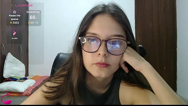 Snapshot of CarlaLorez chatting on 21, 6, 2026 CarlaLorez online show from 21, 6, 2026