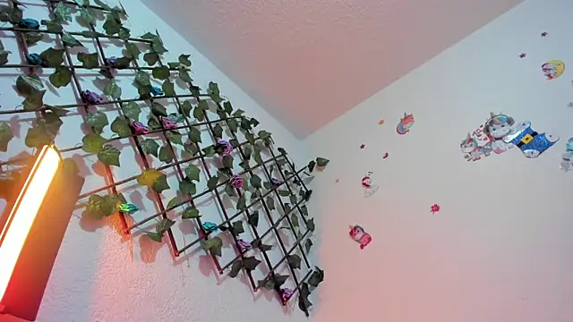 Lilith salvatoree online show from 30, 10, 2025