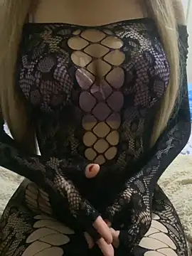 Snapshot of Sexy-Meryam chatting on 7, 5, 2026 Sexy-Meryam online show from 7, 5, 2026