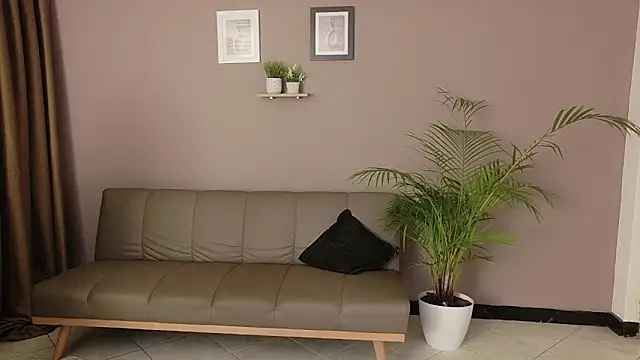 Snapshot of ZahraMilf chatting on 21, 12, 2025 ZahraMilf online show from 21, 12, 2025