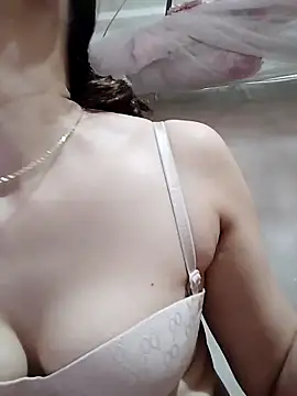 ladzy sexy online show from 31, 10, 2025