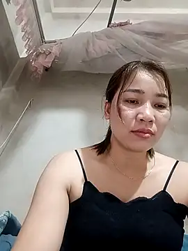 Snapshot of ladzy_sexy chatting on 7, 2, 2026 ladzy sexy online show from 7, 2, 2026