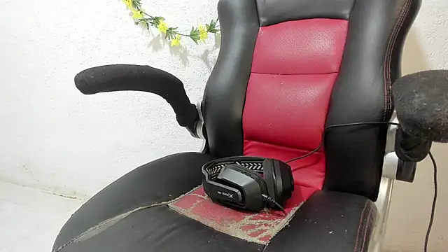 soffycarter1 online show from 10, 11, 2025