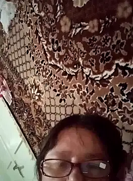 Snapshot of MilaCold5443 chatting on 29, 3, 2026 MilaCold5443 online show from 29, 3, 2026