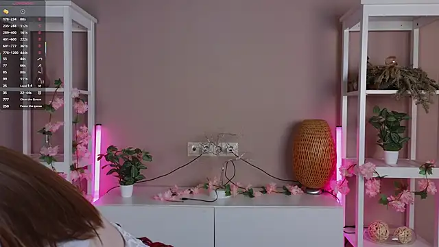 Snapshot of LittleCutieSandy chatting on 30, 11, 2025 LittleCutieSandy online show from 30, 11, 2025