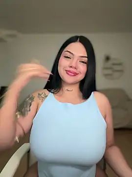 Snapshot of dulcemarianh_ chatting on 2, 7, 2026 dulcemarianh online show from 2, 7, 2026