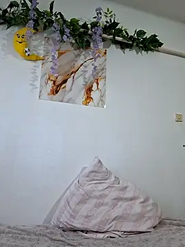 Snapshot of Nika_aa chatting on 6, 5, 2026 Nika aa online show from 6, 5, 2026