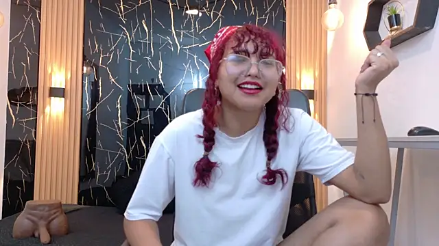 Snapshot of SamanthaFox_8 chatting on 28, 6, 2026 SamanthaFox 8 online show from 28, 6, 2026