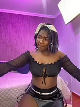 Snapshot of KarinaFlowers_ chatting on 8, 4, 2026 KarinaFlowers online show from 8, 4, 2026