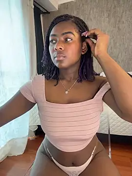 Snapshot of KarinaFlowers_ chatting on 15, 7, 2026 KarinaFlowers online show from 15, 7, 2026