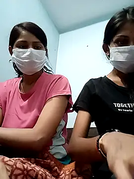 Snapshot of samaya-Neha chatting on 28, 10, 2025 samaya-Neha online show from 28, 10, 2025