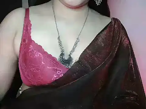 Snapshot of Royal_zara chatting on 25, 2, 2026 Royal zara online show from 25, 2, 2026