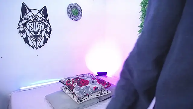 Snapshot of Emo_Boy_ chatting on 30, 11, 2025 Emo Boy online show from 30, 11, 2025