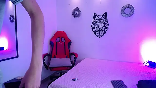 Snapshot of Emo_Boy_ chatting on 7, 1, 2026 Emo Boy online show from 7, 1, 2026