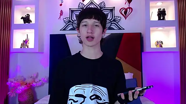 Snapshot of Emo_Boy_ chatting on 14, 2, 2026 Emo Boy online show from 14, 2, 2026