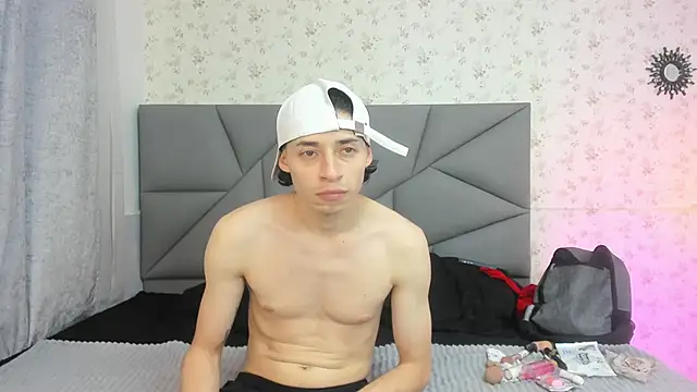 nicollandjhon online show from 14, 1, 2026