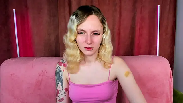 LikiLips online show from 25, 11, 2025