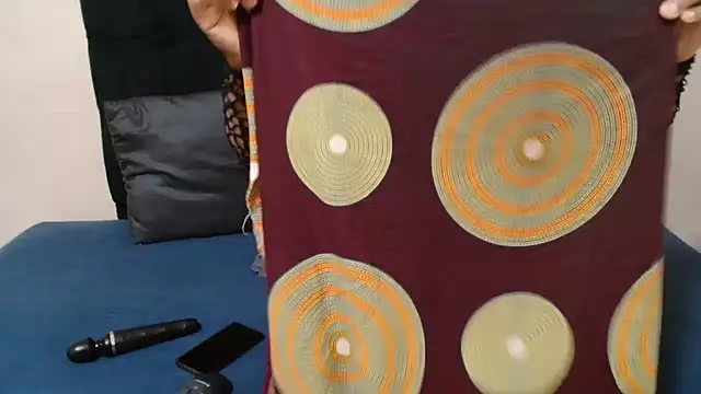 CaramelBootty online show from 15, 4, 2026