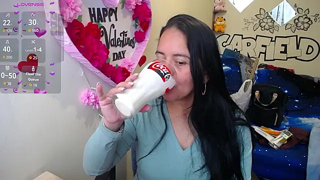 Miss  kendra  online show from 18, 3, 2026