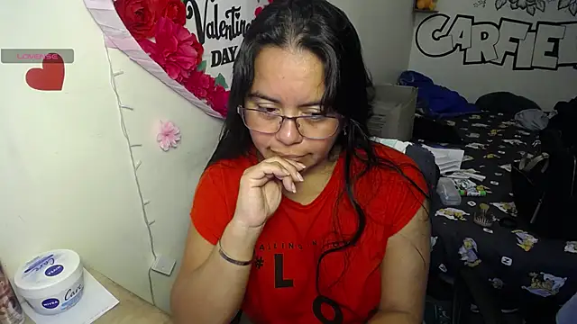 Snapshot of Miss__kendra_ chatting on 27, 6, 2026 Miss kendra online show from 27, 6, 2026