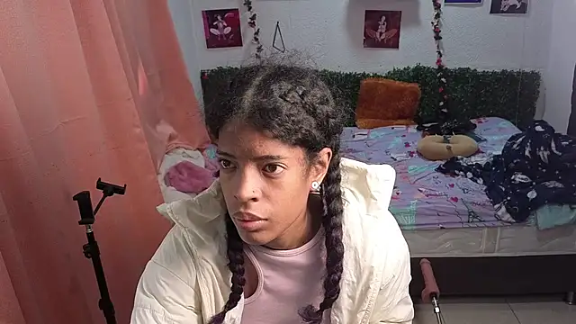 Snapshot of thianahorny chatting on 6, 7, 2026 thianahorny online show from 6, 7, 2026