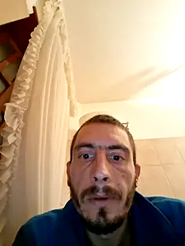 Snapshot of TeresaRufo chatting on 12, 10, 2025 TeresaRufo online show from 12, 10, 2025