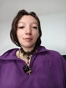 Lucy colee online show from 5, 3, 2026